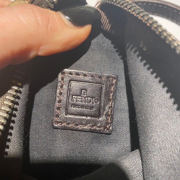 Authentic Fendi brown mini bag - Picture 6 of 9